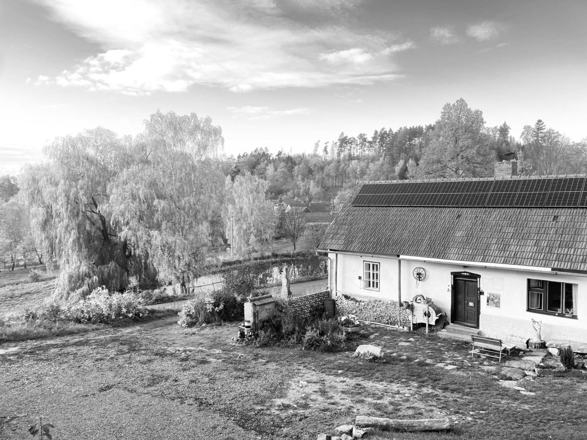 127 Let Stara Chalupa Se Spanim Na Peci A Finskou Saunou Jistebnice Exterior photo